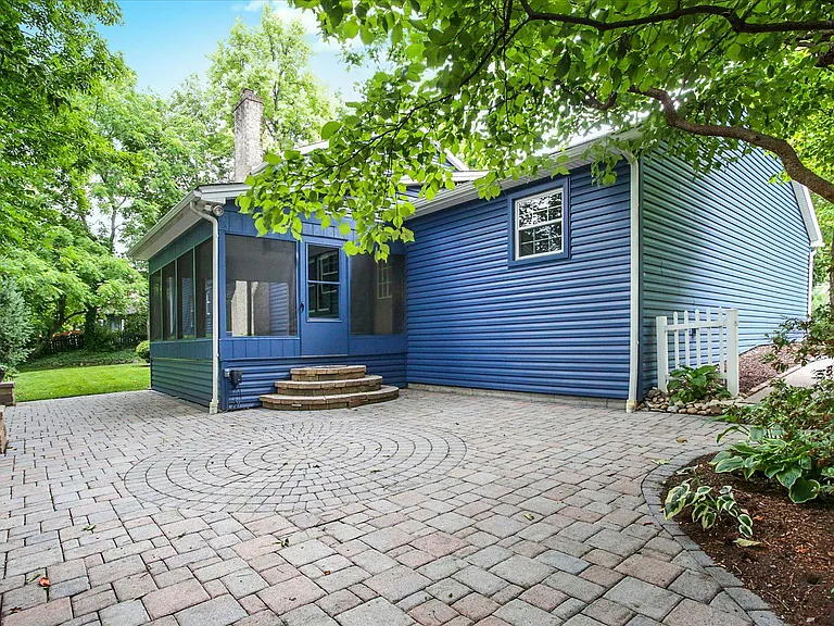 Rear Patio & Screened Porch — 470 Woodcrest before
